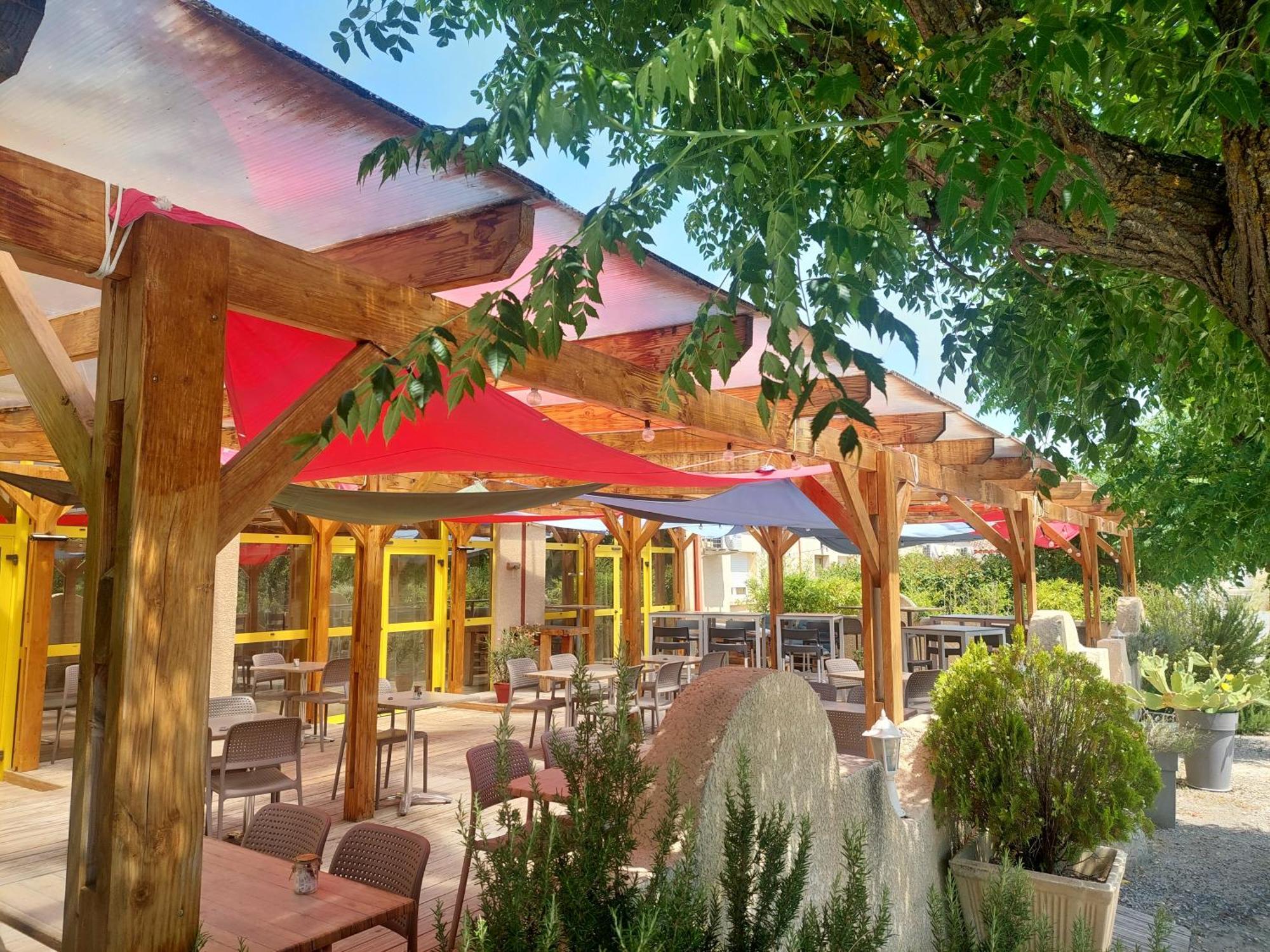 Logis Hotel Restaurant Le Clos Saint Loup Bram Eksteriør bilde